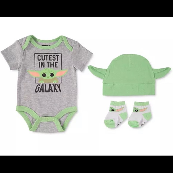 Baby Yoda Onesie 3-Piece - Picture 1 of 12